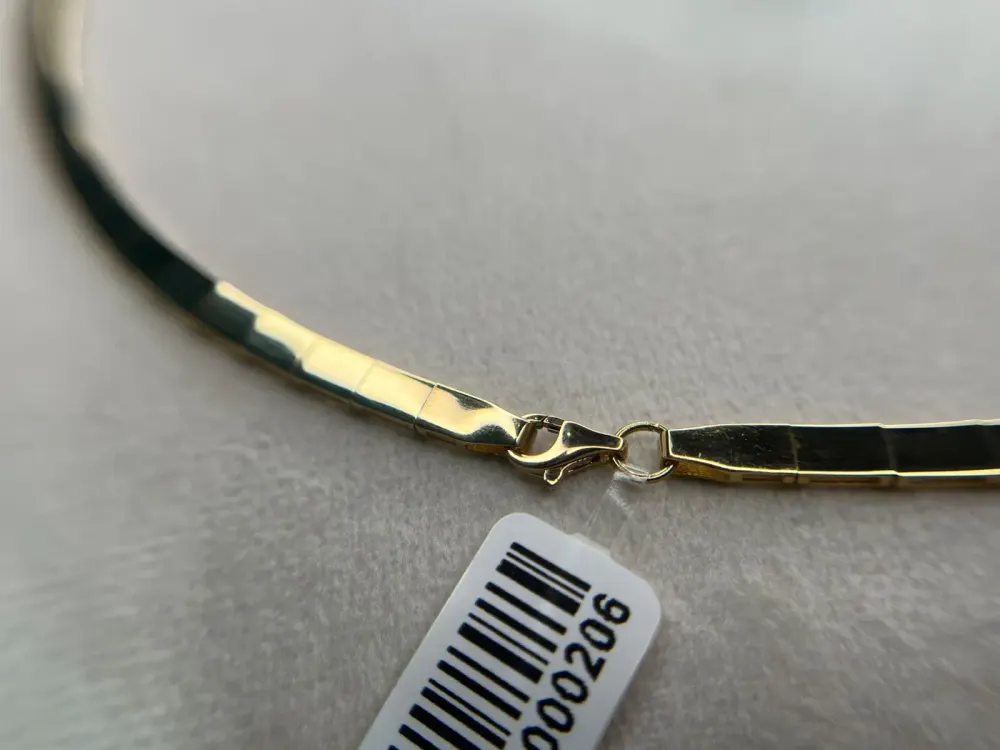 سرویس طلا 18 عیار تمام تراش کراواتی وزن 30.510 گرم اجرت ساخت ۱۶ درصد کد GD01 000106 - تصویر 4