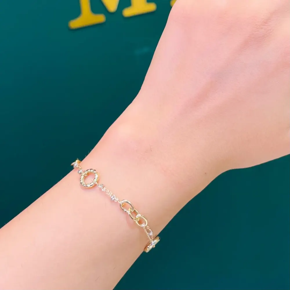 دستبند طلا 18 عیار زنجیری مینیمال سه حلقه وزن 2.650 گرم اجرت ساخت ۱۲ درصد کد GD01 000274 - تصویر 2