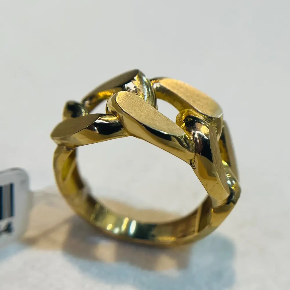 انگشتر طلا 18 عیار کارتیر سه حلقه مات وزن ۲.۷۲0 گرم اجرت ساخت ۱۳ درصد کد GD01 000184 - تصویر 3