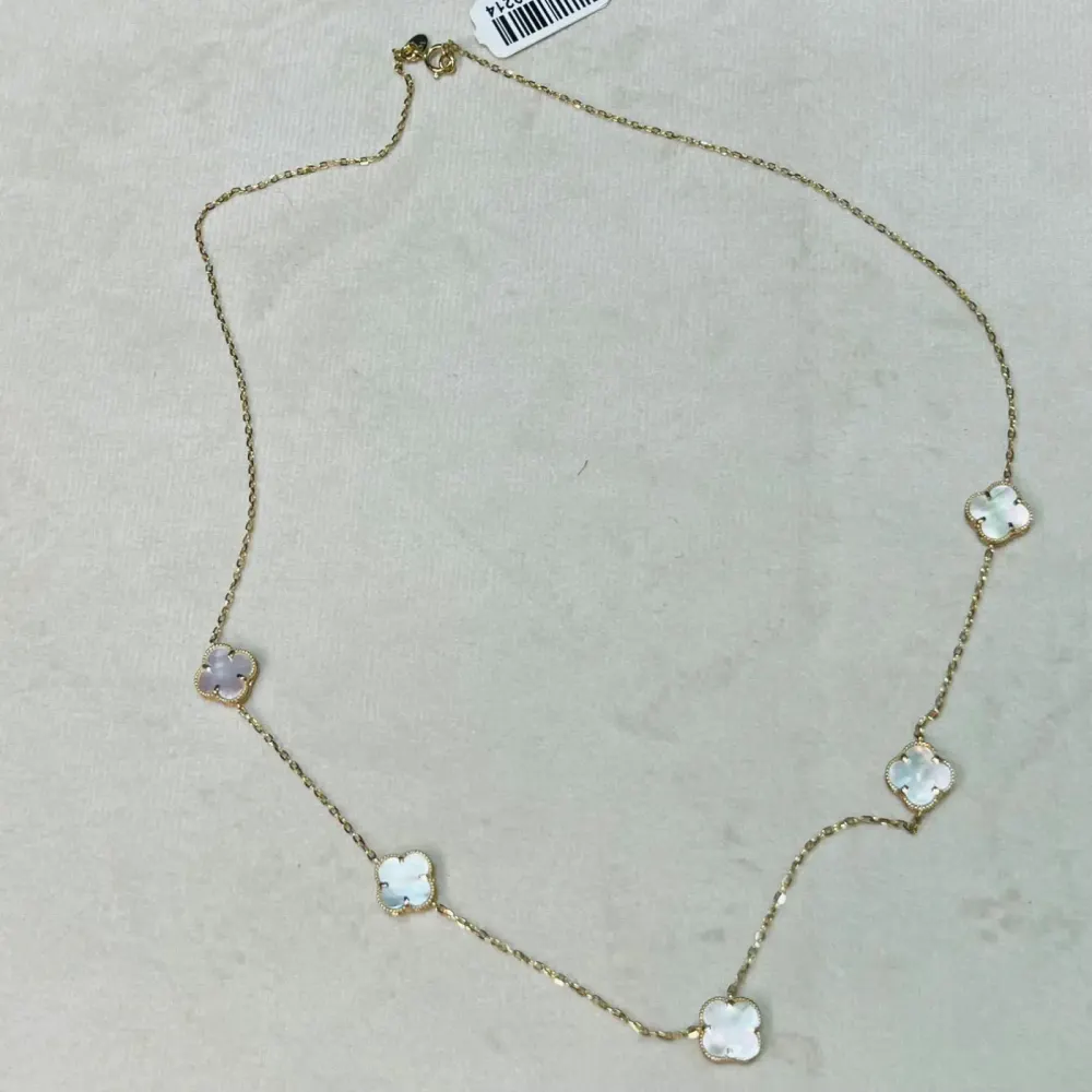 گردنبند طلا 18 عیار طرح ونکلیف سنگی وزن ۳.۲۵0 گرم اجرت ساخت ۱۲ درصد کد GD01 000214