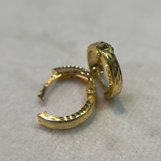 گوشواره طلا 18 عیار حلقه ای ریز تراشدار وزن ۰.۸۷0 گرم اجرت ساخت ۷ درصد کد GD01 000144