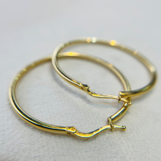 گوشواره طلا 18 عیار حلقه ای بزرگ وزن ۲.۴۶0 گرم اجرت ساخت ۱۴ درصد کد GD01 000141